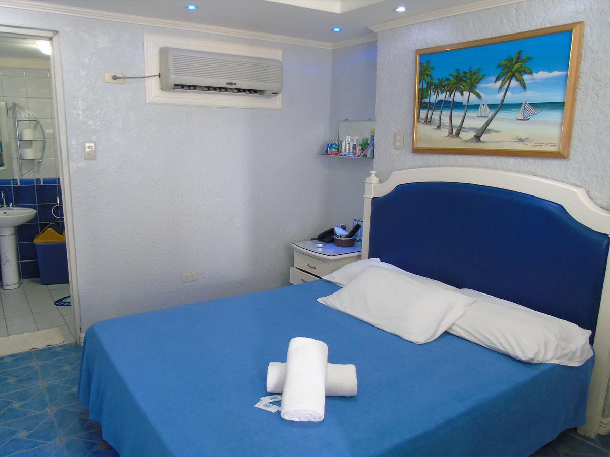 Blue Rock Resort Olongapo Dış mekan fotoğraf